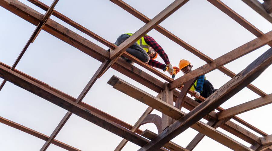 Professional residential roofers in Bates, OR